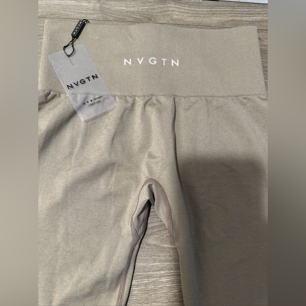 NVGTN Contour Seamless Leggings Size Small Brown High Rise Gym Yoga NWT
